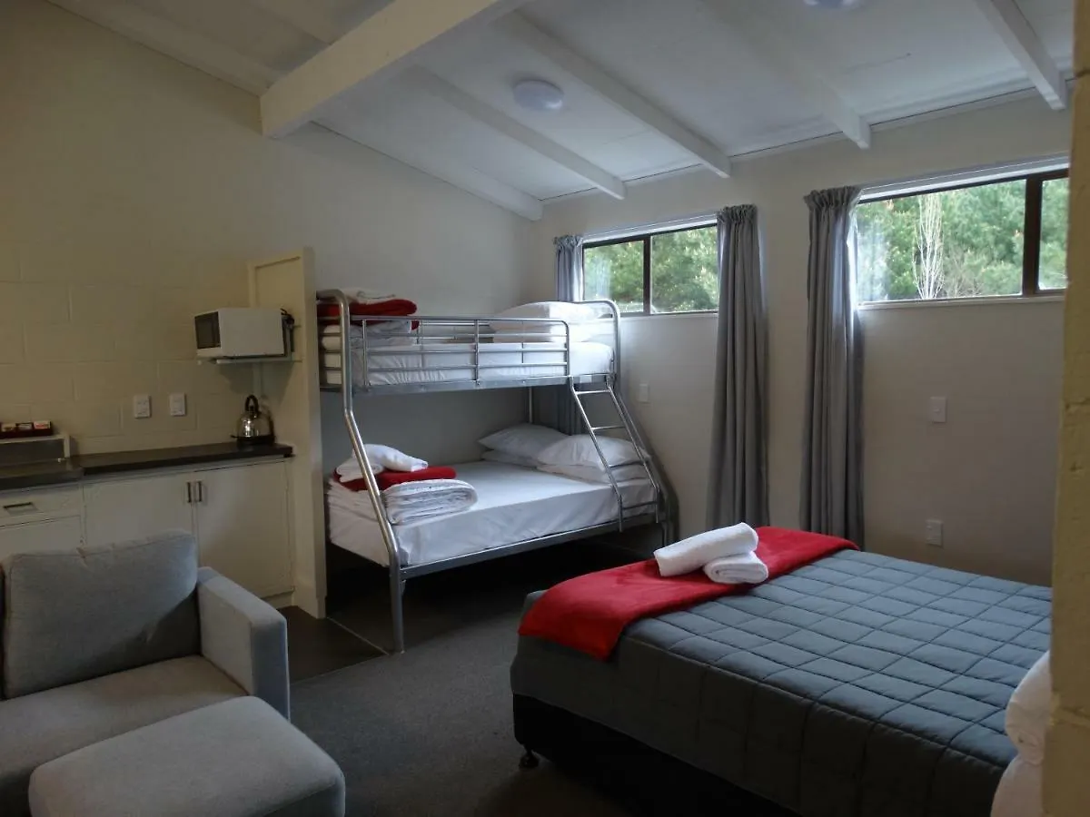כרייסטצ'רץ' Spencer Beach Top 10 Holiday Park ניו זילנד
